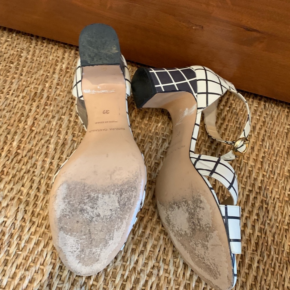 BIONDA CASTANA Black Mid Heel Checked Sandals - Picture 5 of 5